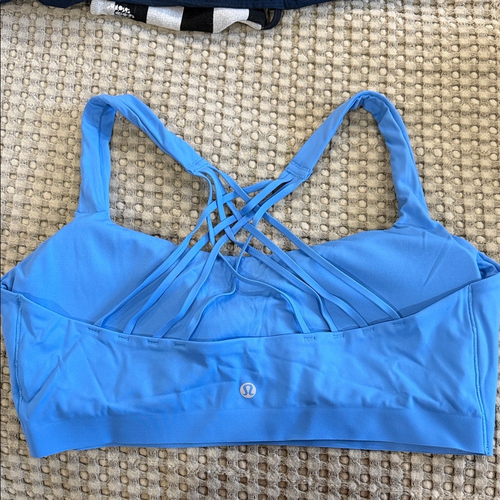 lululemon athletica flex flex Strappy yoga Sports Bra L/XL
